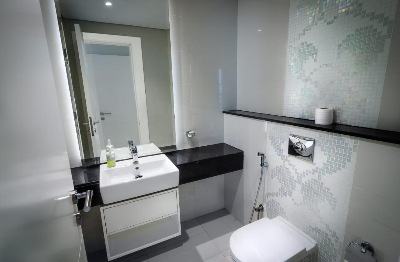Waterfront Downtown- Damac Maison Canal View Dubai Exterior foto